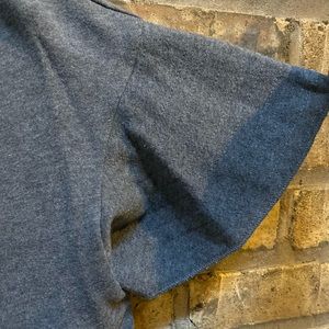 Halogen 🛸 Nordstrom brand top with flutter sleeve